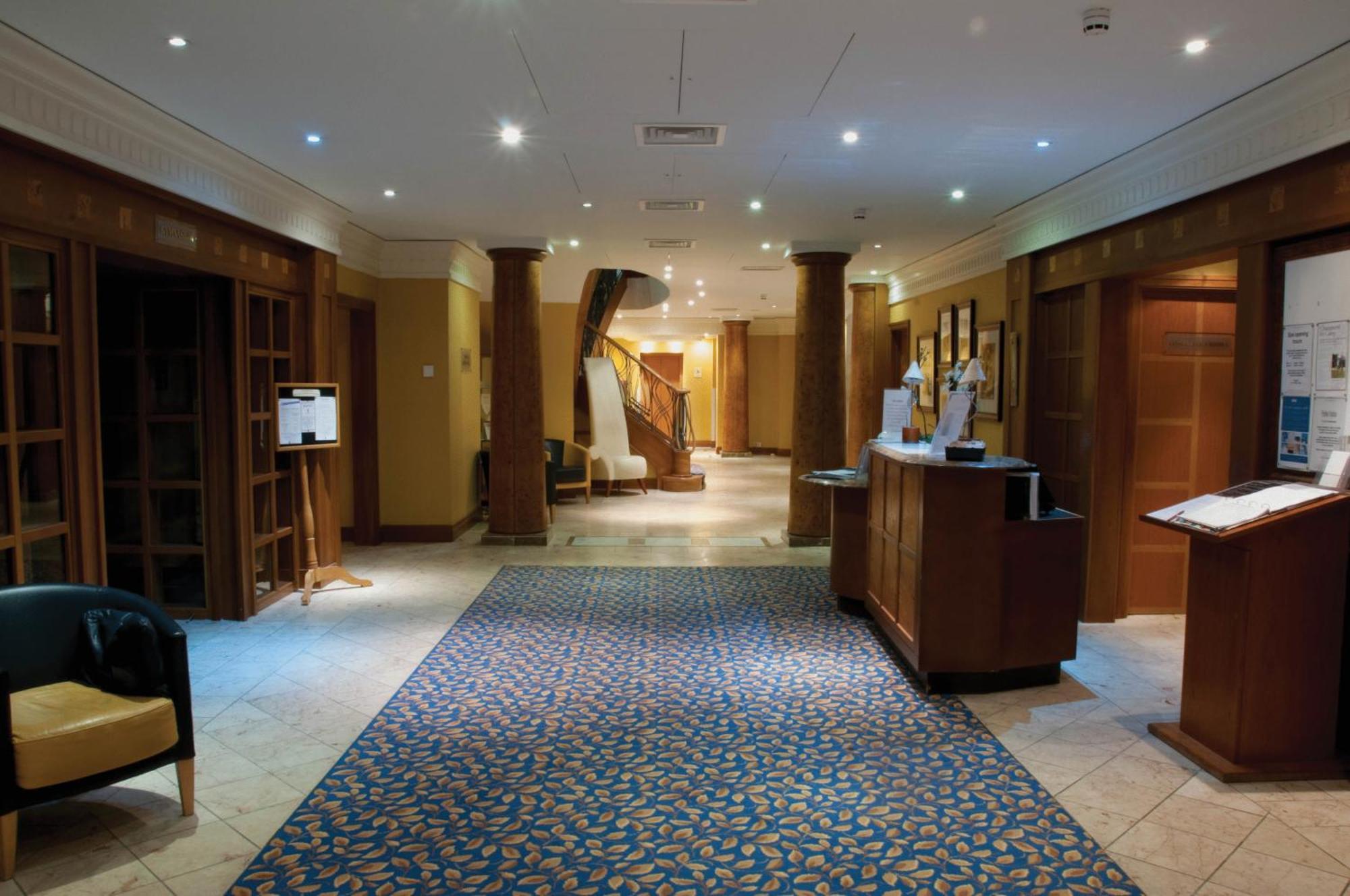 Champneys Forest Mere Liphook Extérieur photo